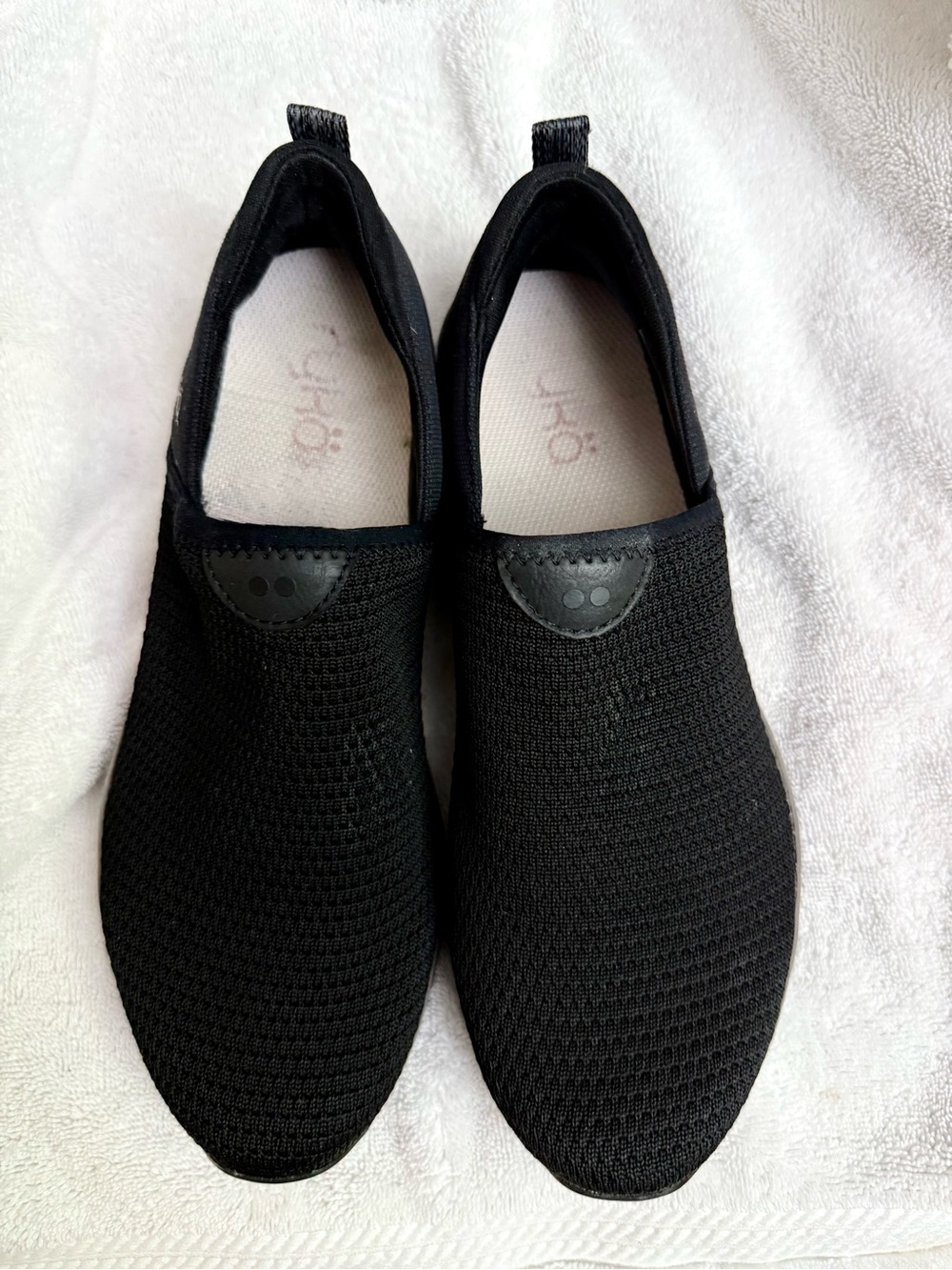 Rykä Echo Unwind slip-on walking sneakers featuring a breathable knit upper. 9.5